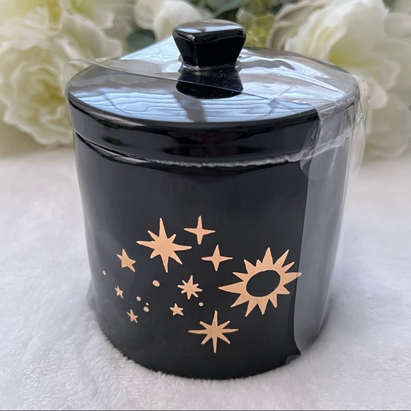❌SOLD❌ Rae Dunn | NWT WISH UPON A STAR Ceramic Canister in Black and Gold - Picture 3 of 13
